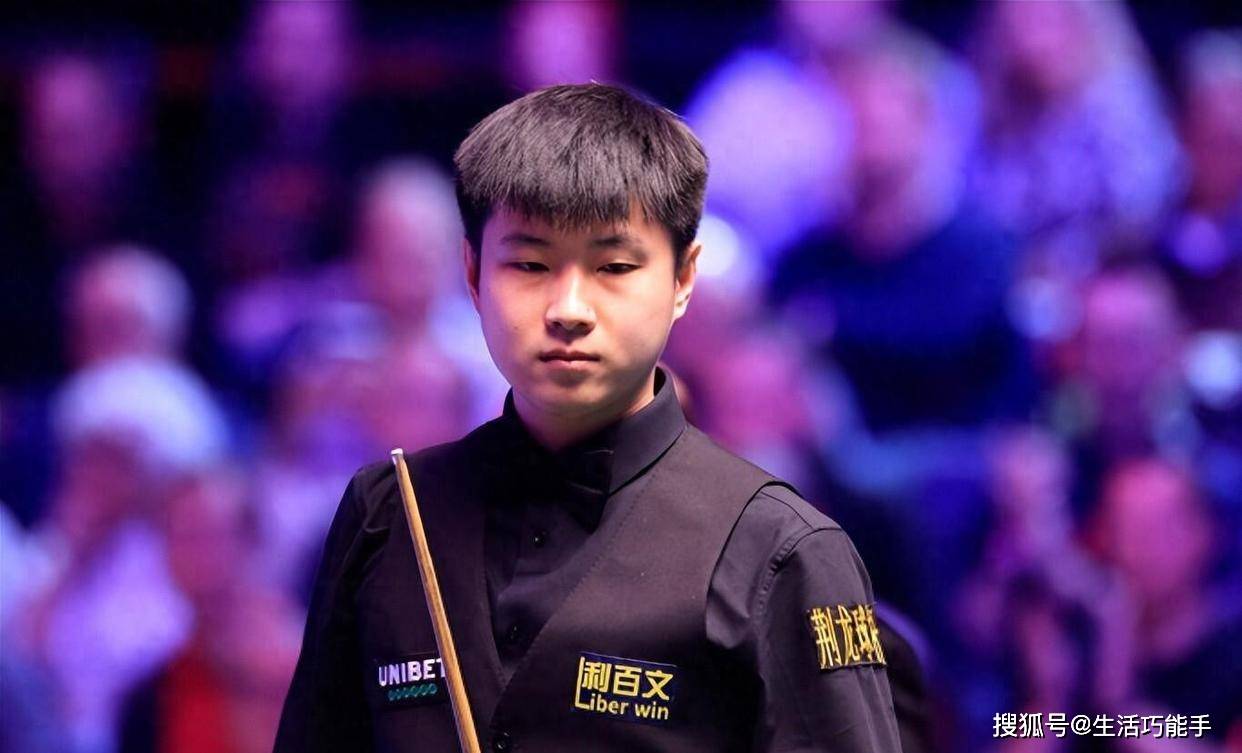 杆破百, 坎姆战成 杆破百, 坎姆战成